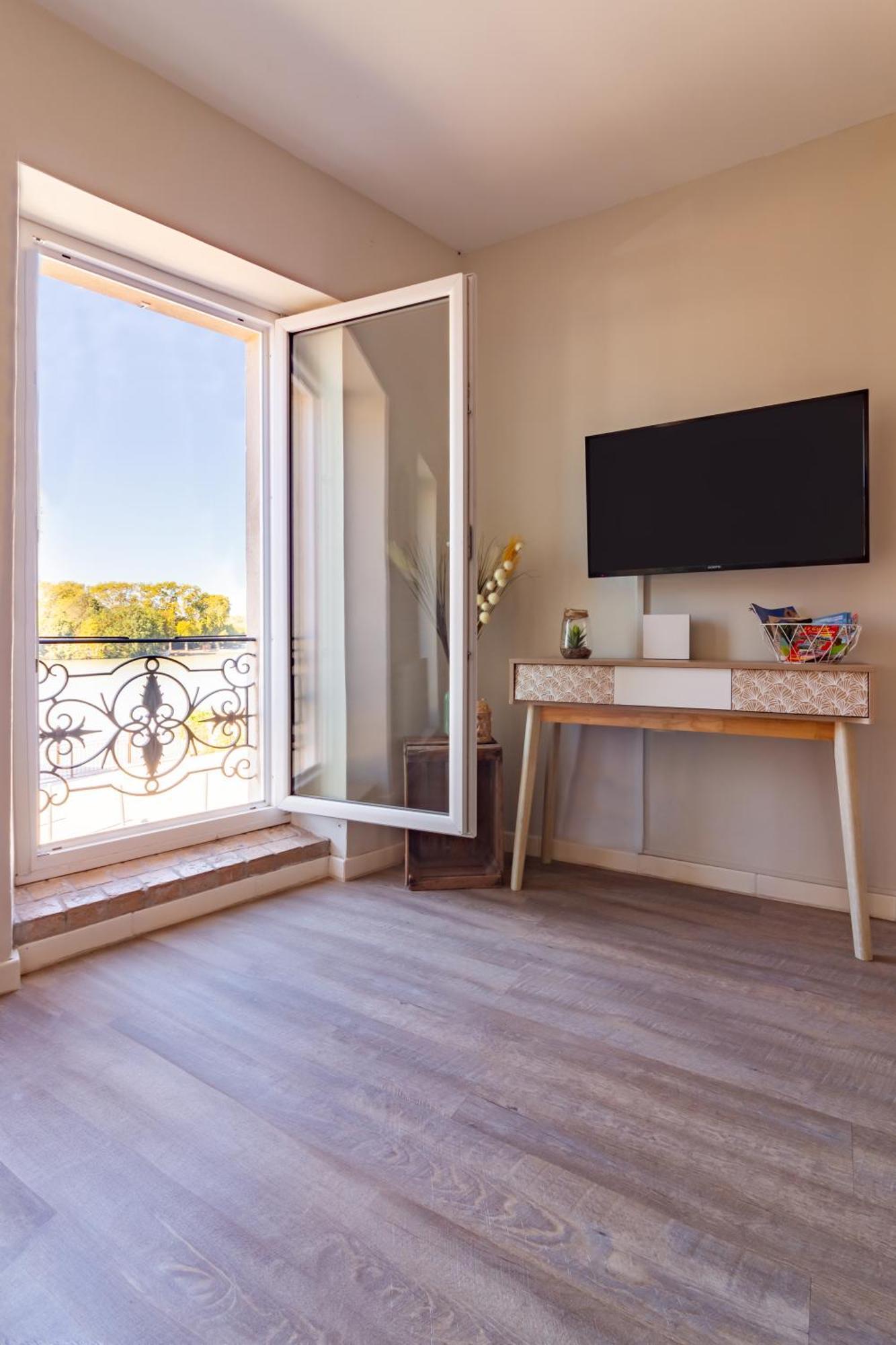 Au Pied Du Grand Bassin Apartment Castelnaudary Exterior foto